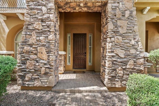 4053 E Thunderheart Court, Gilbert, AZ 85297