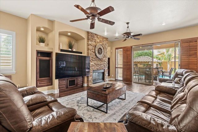 4053 E Thunderheart Court, Gilbert, AZ 85297