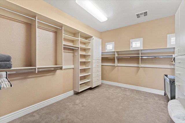 4053 E Thunderheart Court, Gilbert, AZ 85297