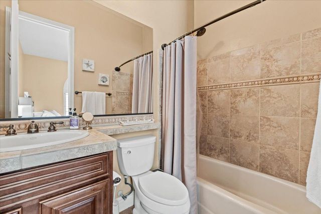 4053 E Thunderheart Court, Gilbert, AZ 85297