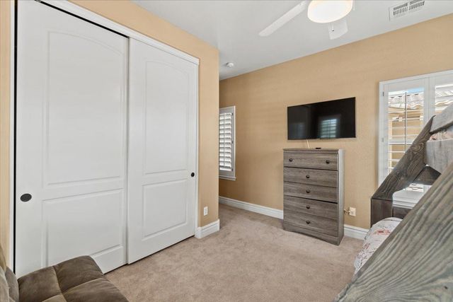 4053 E Thunderheart Court, Gilbert, AZ 85297