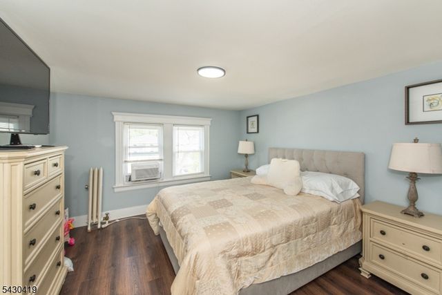 191 Smith St, Newark City, NJ 07106