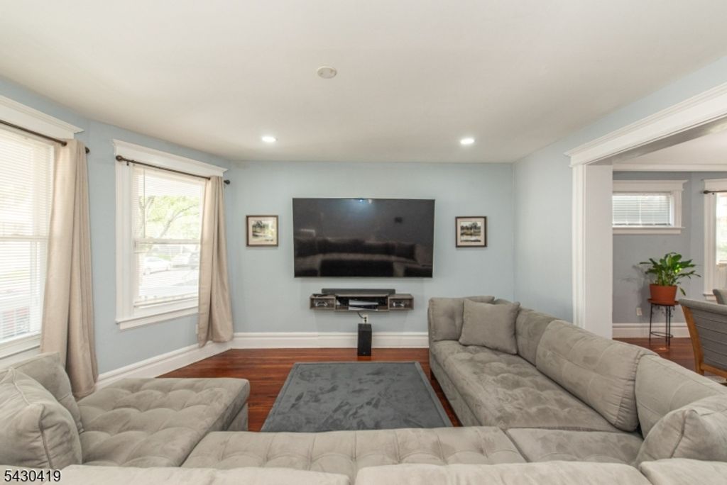 191 Smith St, Newark City, NJ 07106 — photo 5
