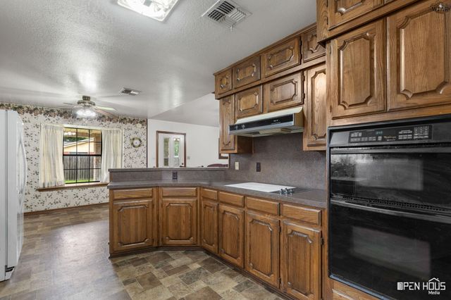 3016 CUNNINGHAM DRIVE, Wichita Falls, TX 76308