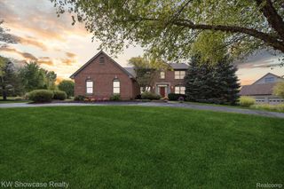 1147 Longview Lane, Saline, MI 48176