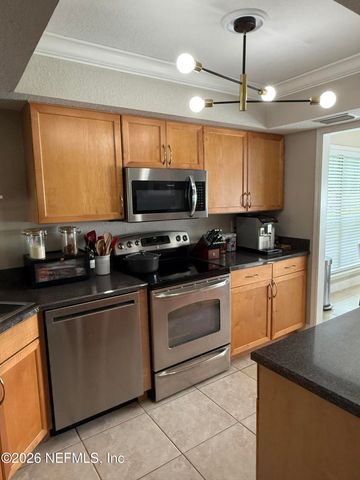 799 SANDPIPER Lane, Ponte Vedra Beach, FL 32082