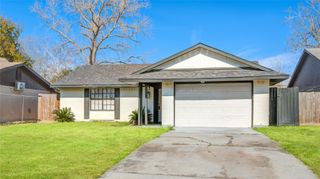 3238 Knotty Oaks Trail, Houston, TX 77045