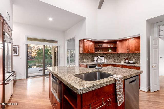 3105 E MARSHALL Avenue, Phoenix, AZ 85016