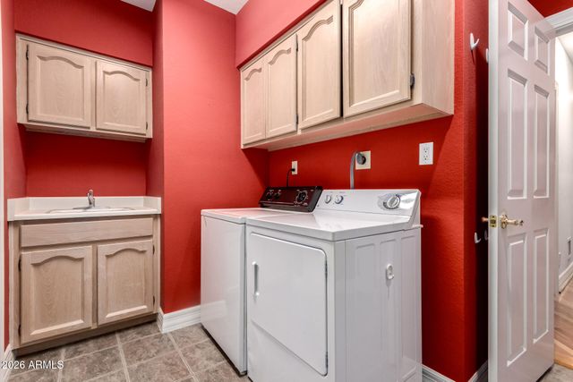 3105 E MARSHALL Avenue, Phoenix, AZ 85016