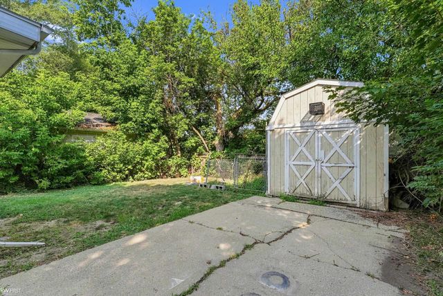 2622 Swayze Street, Flint, MI 48503
