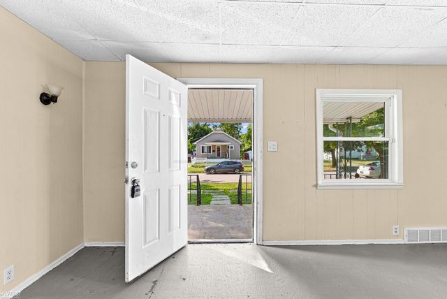 2622 Swayze Street, Flint, MI 48503
