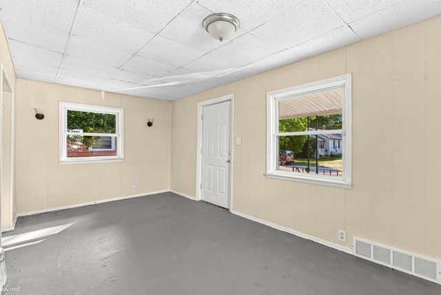 2622 Swayze Street, Flint, MI 48503