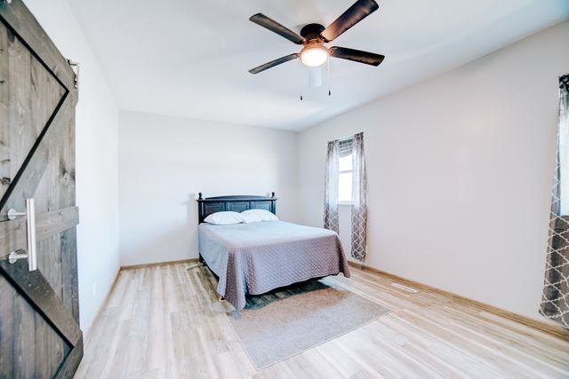 100 E Lyle Street, Milford, IL 60953