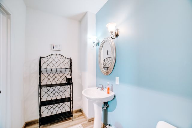 100 E Lyle Street, Milford, IL 60953