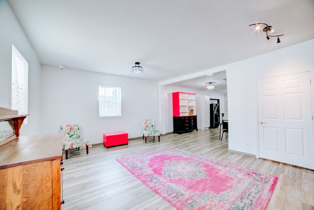 100 E Lyle Street, Milford, IL 60953