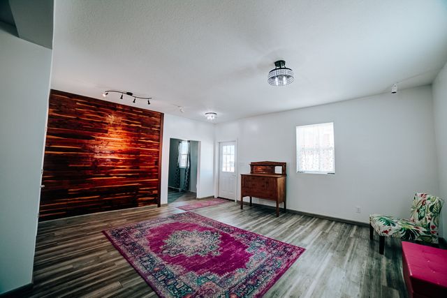 100 E Lyle Street, Milford, IL 60953