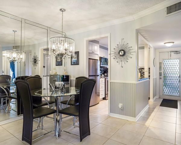 9281 Sunrise Lakes Blvd 101, Sunrise, FL 33322