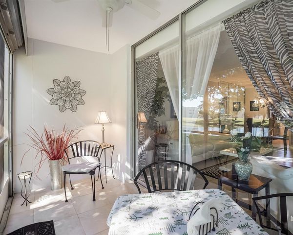 9281 Sunrise Lakes Blvd 101, Sunrise, FL 33322