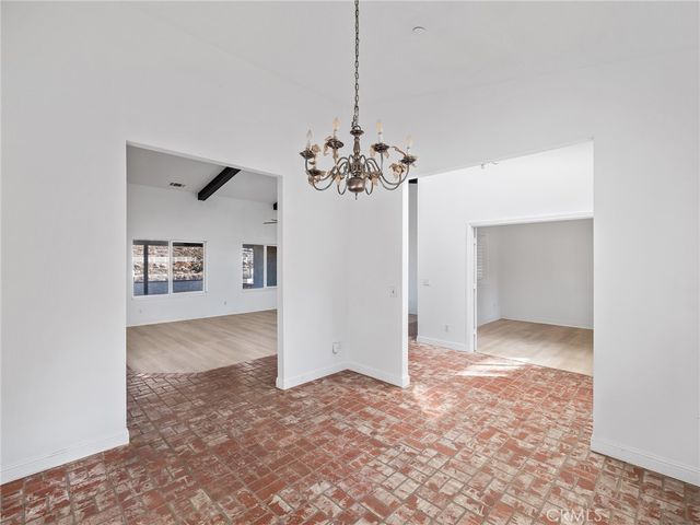 8135 Winmar, Hesperia, CA 92344