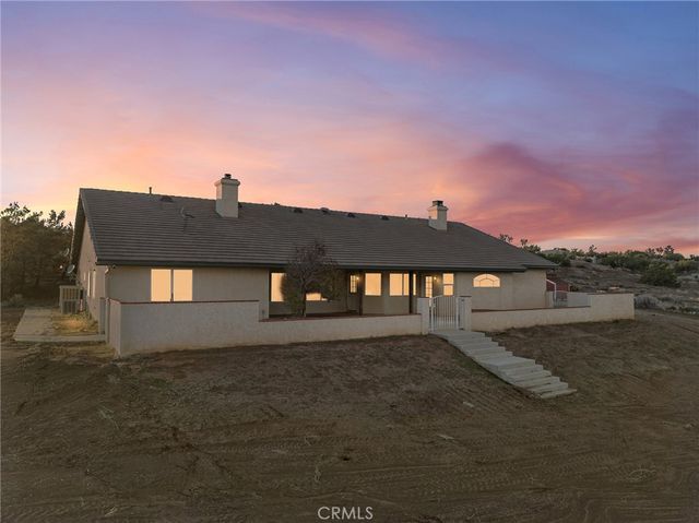 8135 Winmar, Hesperia, CA 92344