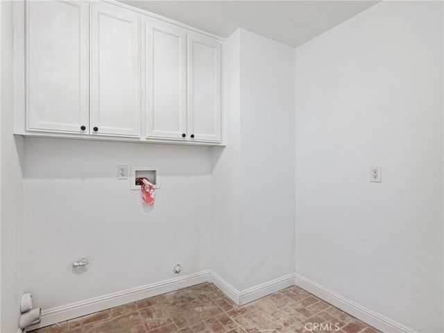 8135 Winmar, Hesperia, CA 92344