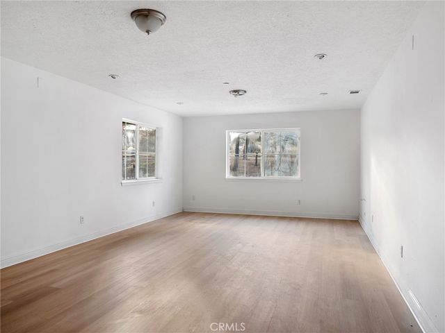 8135 Winmar, Hesperia, CA 92344