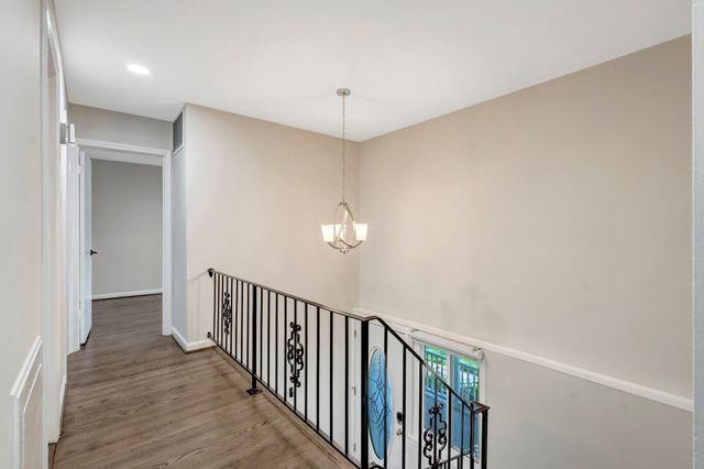 8213 SPRINGFIELD VILLAGE DR, Springfield, VA 22152
