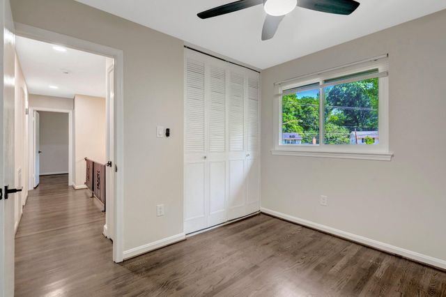 8213 SPRINGFIELD VILLAGE DR, Springfield, VA 22152