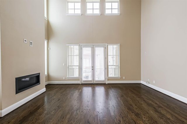 6011 Kansas Street C, Houston, TX 77007