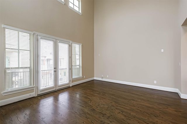 6011 Kansas Street C, Houston, TX 77007