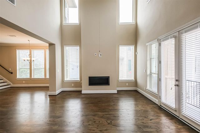 6011 Kansas Street C, Houston, TX 77007