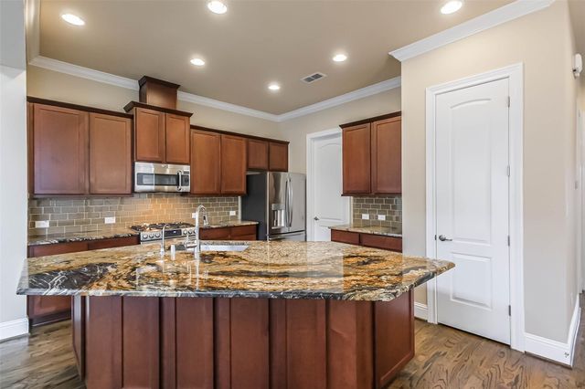 6011 Kansas Street C, Houston, TX 77007