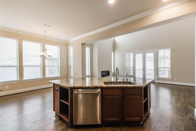 6011 Kansas Street C, Houston, TX 77007