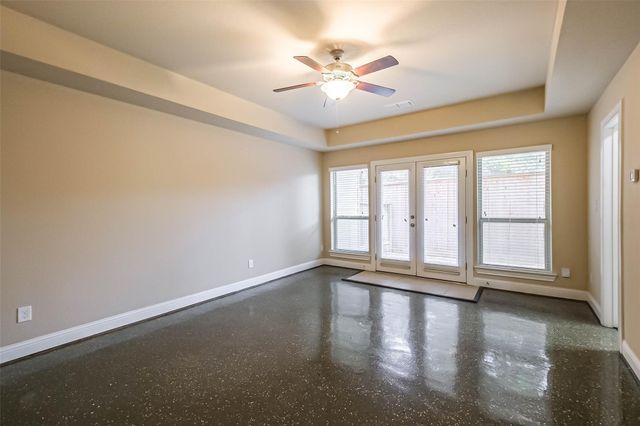 6011 Kansas Street C, Houston, TX 77007