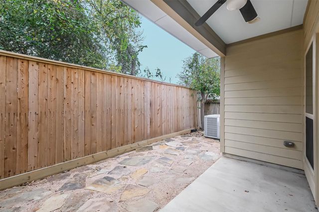 6011 Kansas Street C, Houston, TX 77007