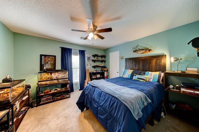 113 Coral Bay Drive, League City, TX 77573