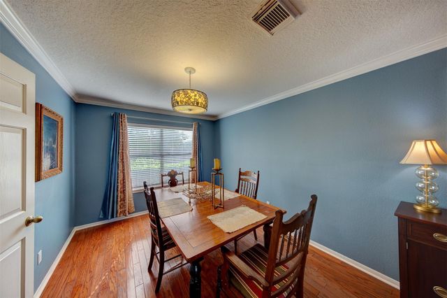 113 Coral Bay Drive, League City, TX 77573