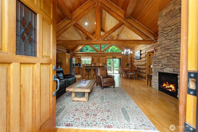 8443 Kickerville Road, Blaine, WA 98230