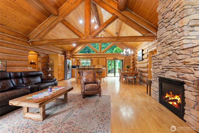 8443 Kickerville Road, Blaine, WA 98230