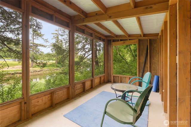 8443 Kickerville Road, Blaine, WA 98230