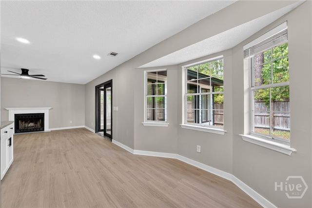 32 Tara Manor Drive, Savannah, GA 31406