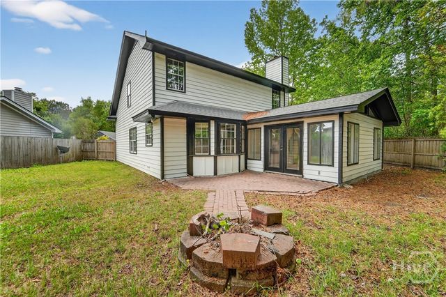 32 Tara Manor Drive, Savannah, GA 31406