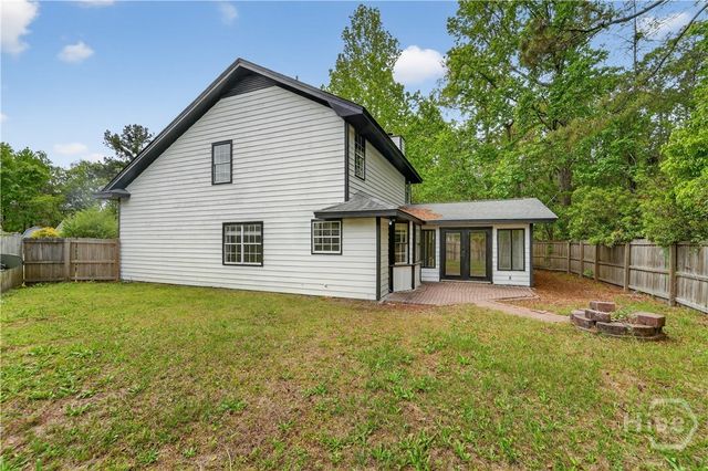 32 Tara Manor Drive, Savannah, GA 31406