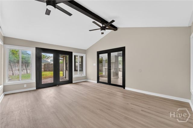 32 Tara Manor Drive, Savannah, GA 31406