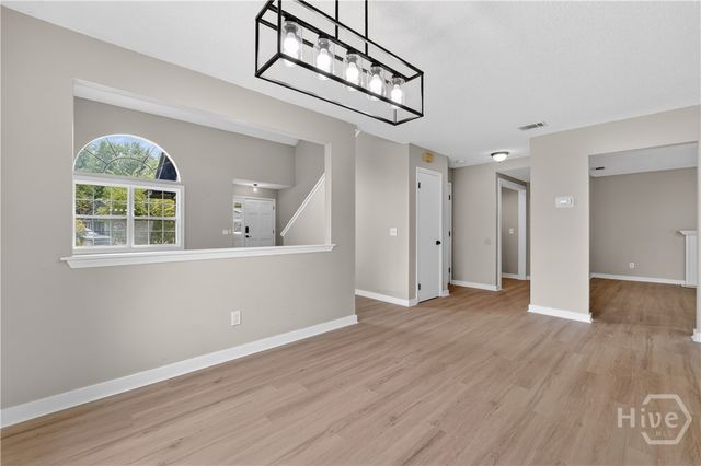 32 Tara Manor Drive, Savannah, GA 31406