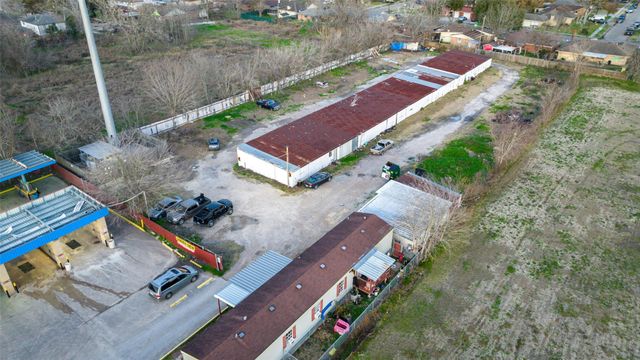 2627 Allen Genoa Road, Pasadena, TX 77502