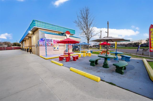 2627 Allen Genoa Road, Pasadena, TX 77502