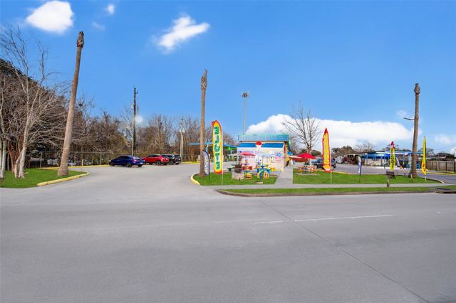 2627 Allen Genoa Road, Pasadena, TX 77502