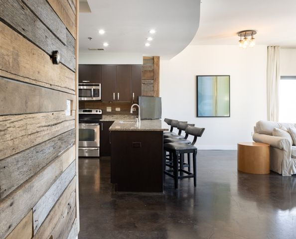 1510 Demonbreun St Apt 910, Nashville, TN 37203