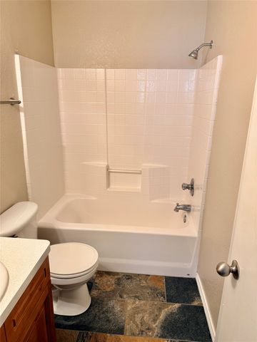 2320 Aldergate Drive, Arlington, TX 76012